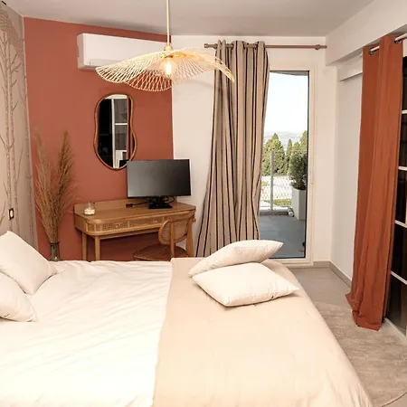 Superbe T4 Vue Et Etang, Terrasse Et Parking דירה